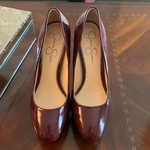 Jessica Simpson size 8.5 stilettos